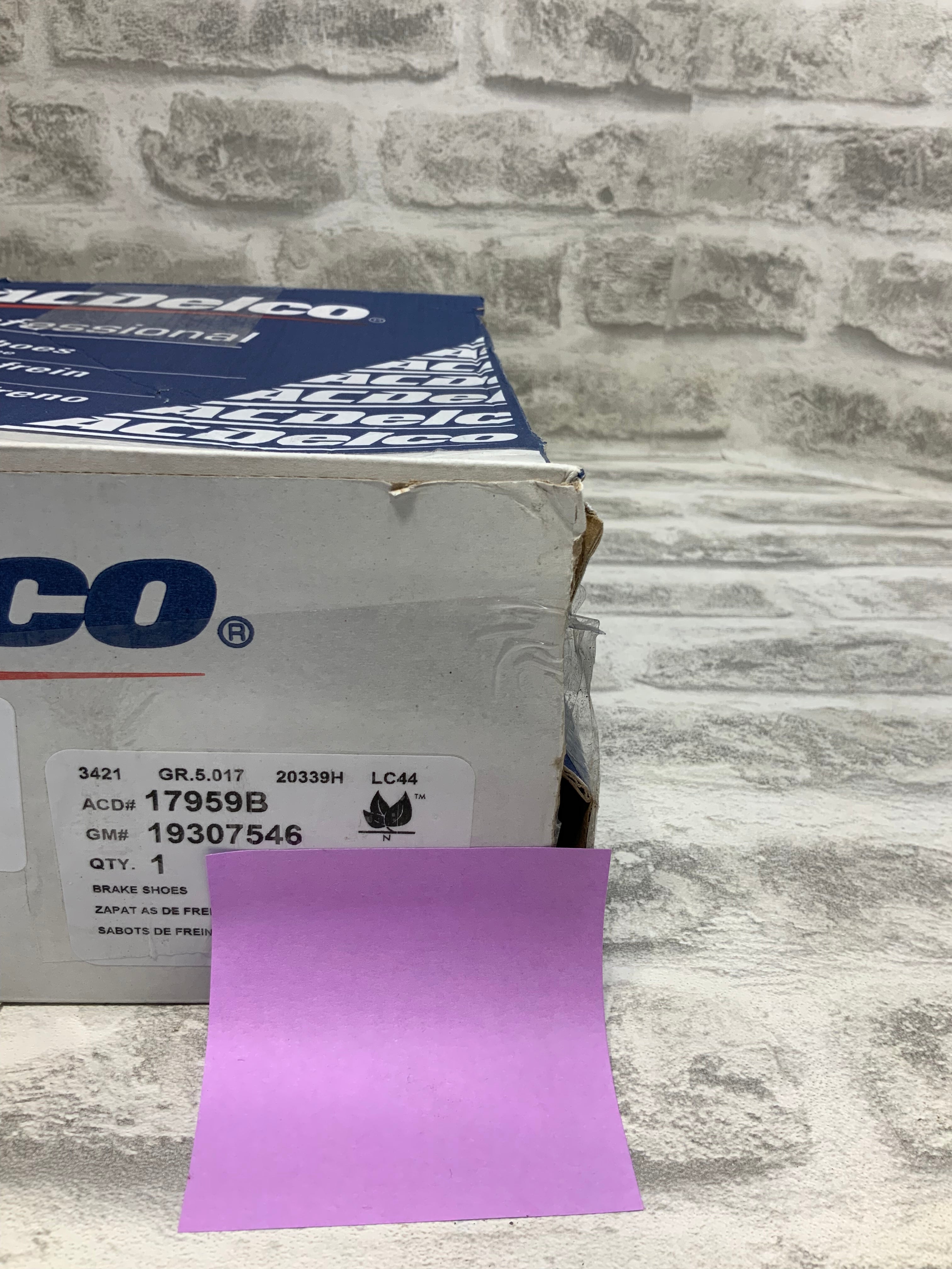 ACDelco Gold 17959B Bonded Rear Drum Brake Shoe Set (7544039014638)